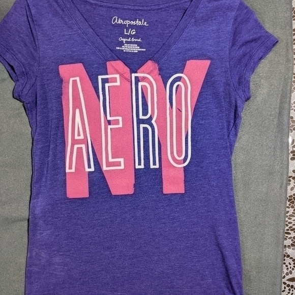 Aeropostale purple short sleeve graphic‎ t-shirt size large - Picture 1 of 2